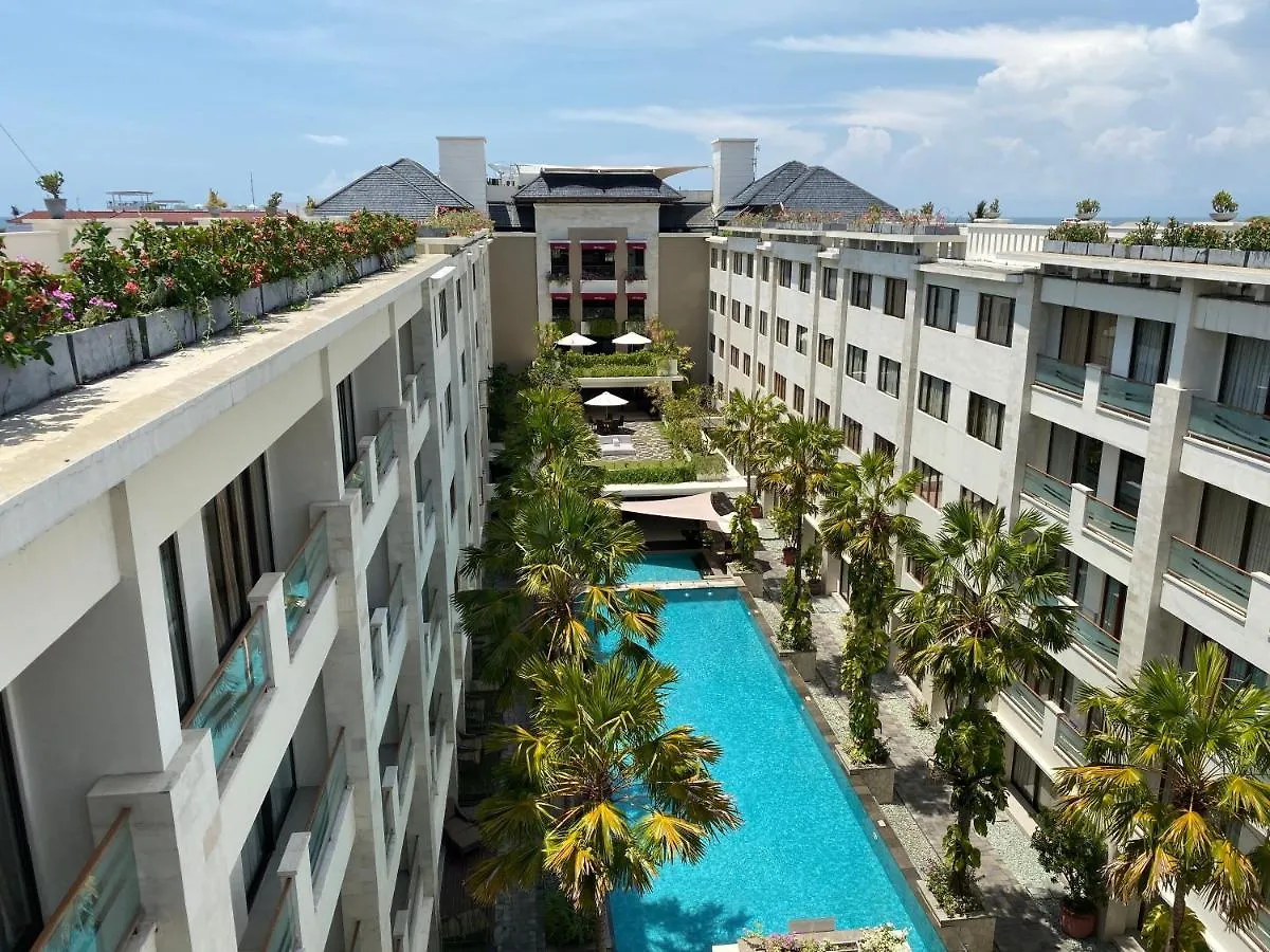 Stylish 2 Bedroom Penthouse Apt, Newly Refreshed, 50 Mbps, Pool, Gym, Resto Kuta  Apartment Kuta (Bali)