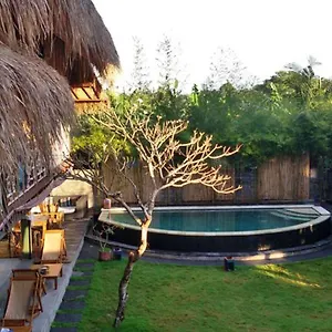  Hostel Da'housetel Kuta